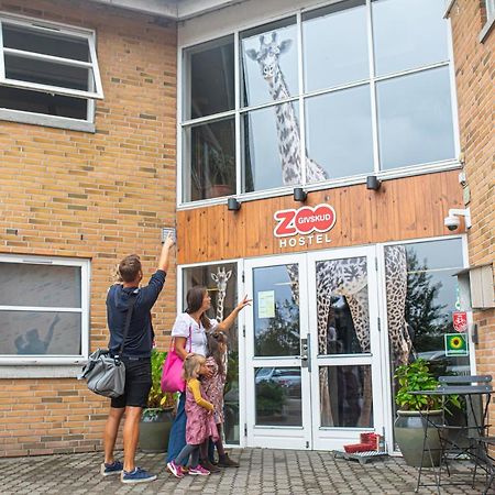 Givskud Zoo Hostel Exterior foto